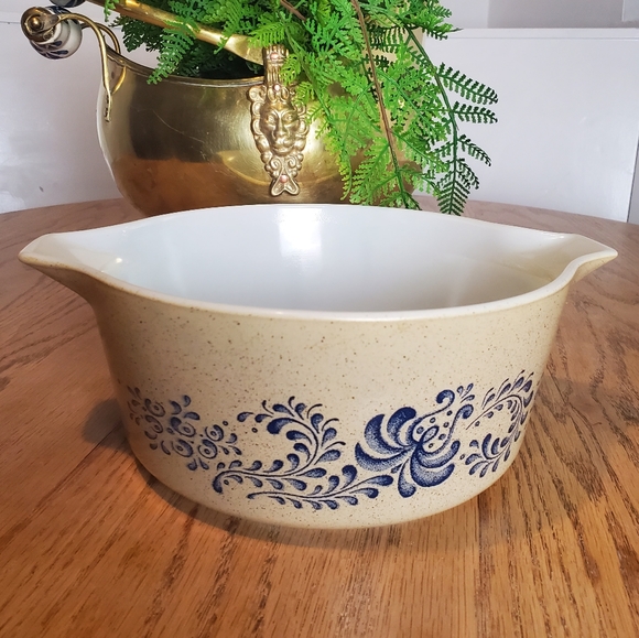 Vintage PYREX Homestead Pattern Casserole Dish | Blue and Tan 475-B 2.5 litres - Picture 3 of 16